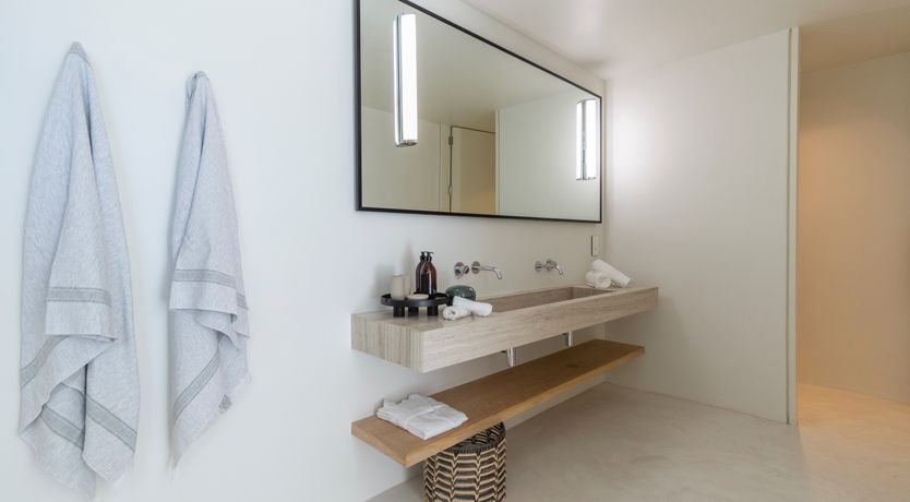 Photo of Mountain's Silhouette