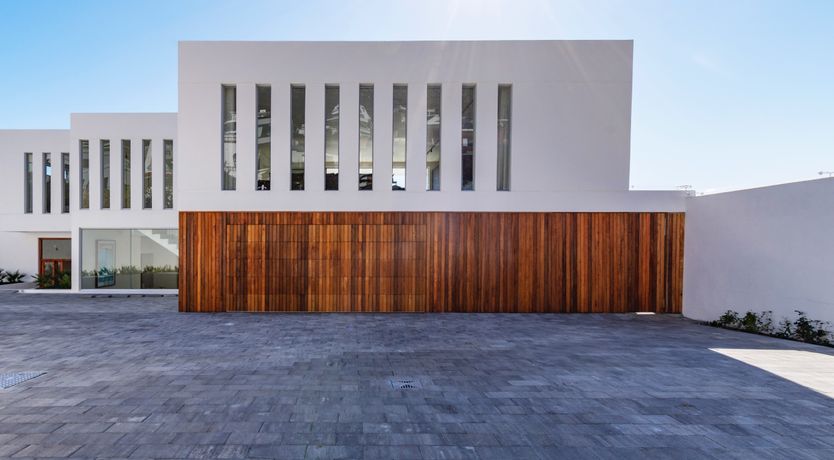 Photo of Mountain's Silhouette