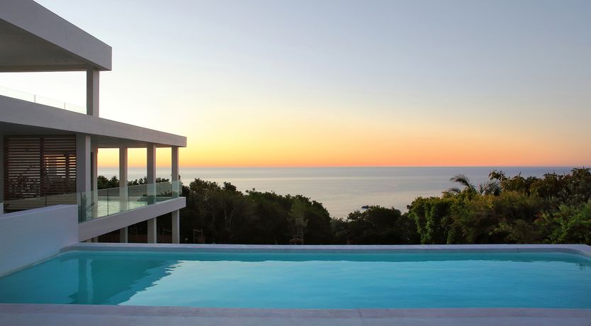 Photo of Mountain's Silhouette