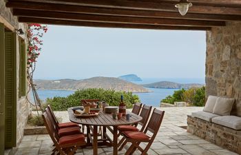 Among the Olive Branches Holiday Home