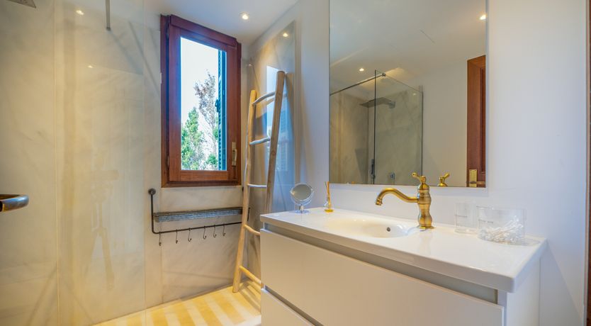 Photo of A Touch of Paradise