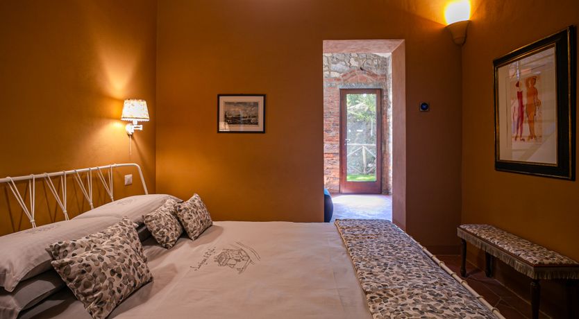 Photo of Paolo's Vine