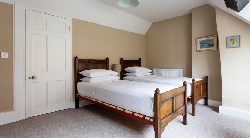 Photo of The Hearts Of Old