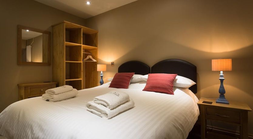 Photo of Abbots Reading Mews 1