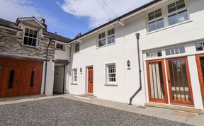 Photo of Abbots Reading Mews 1