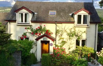 Garden Cottage At Coniston Holiday Home