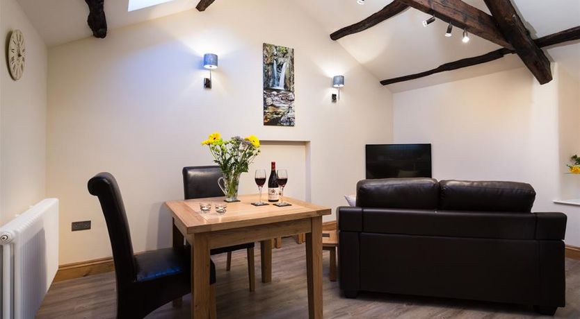 Photo of Abbots Reading Mews 2