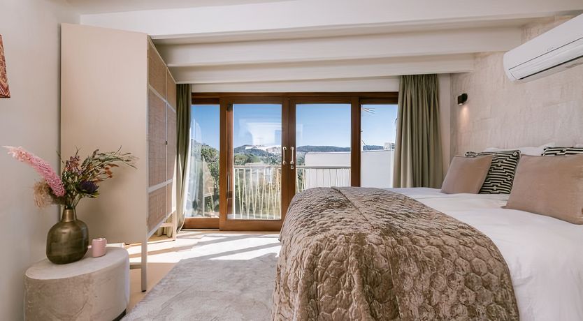 Photo of Hibiscus & Agave