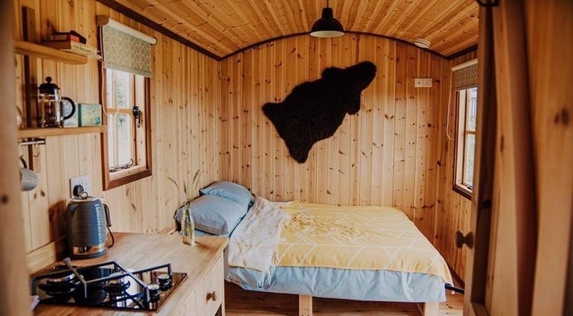 Photo of Ash Hut, Wiveliscombe