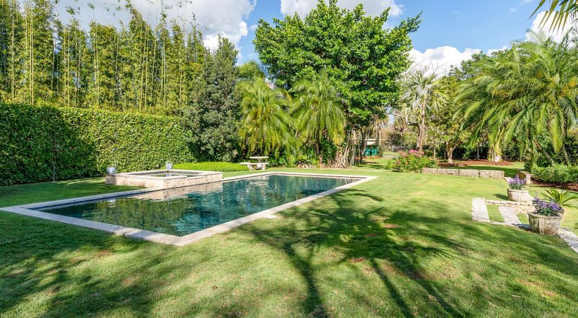 Photo of Key to the Garden