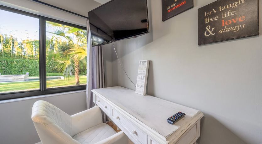 Photo of Key to the Garden