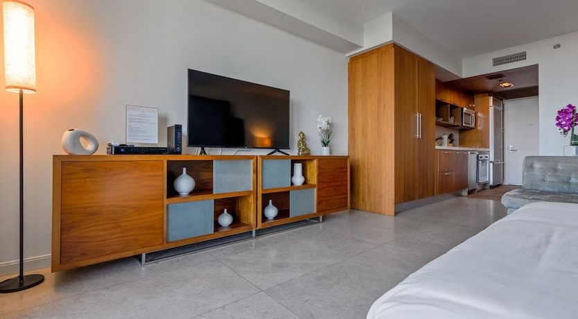 Photo of Show Miami Love