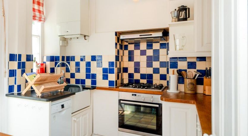 Photo of 3 Bed in Kingsbridge