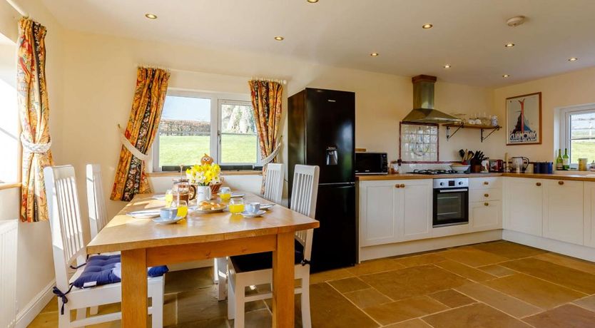 Photo of 2 Bed in Morchard Bishop