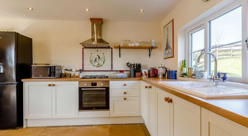 Photo of 2 Bed in Morchard Bishop