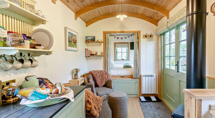 Photo of 1 Bed in Bushley