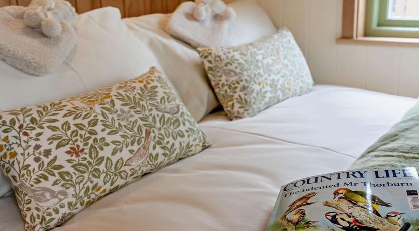 Photo of 1 Bed in Bushley