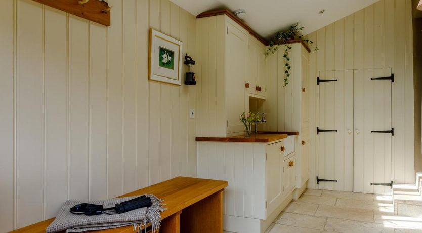 Photo of 3 Bed in Wheddon Cross