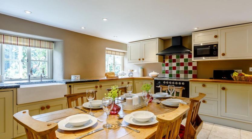 Photo of 3 Bed in Wheddon Cross