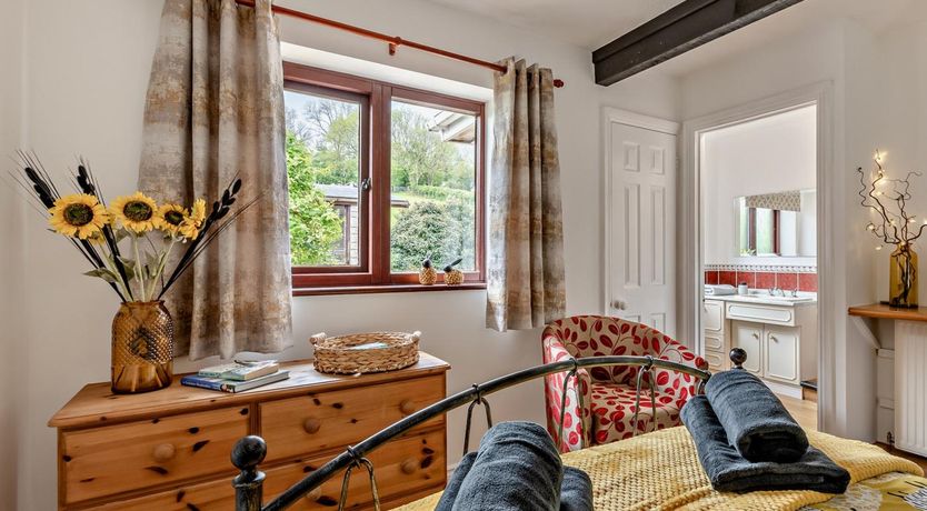 Photo of 1 Bed in Wells