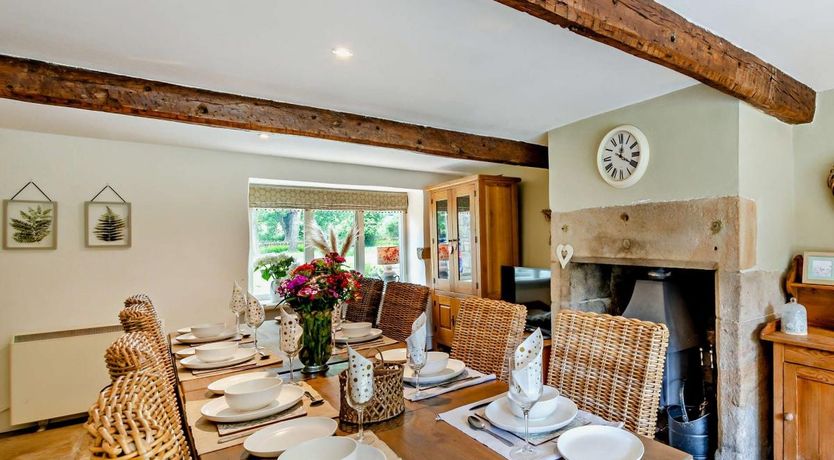 Photo of 4 Bed in Foulridge