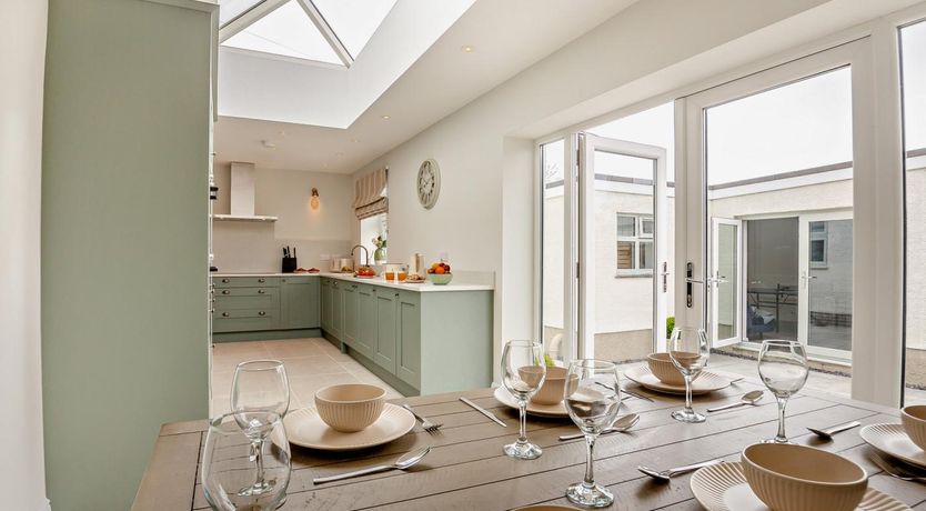 Photo of 3 Bed in Pwllheli