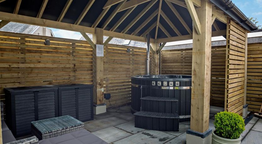 Photo of 3 Bed in Morfa Nefyn