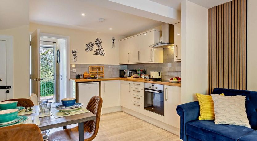 Photo of 3 Bed in Charmouth