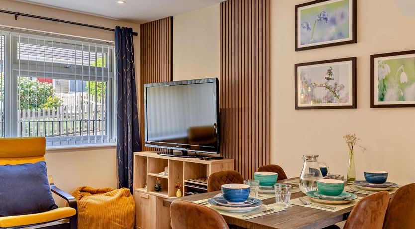 Photo of 3 Bed in Charmouth