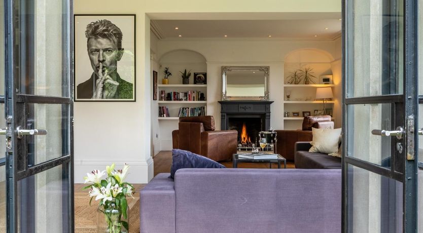 Photo of 5 Bed in Stroud