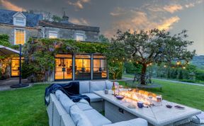 Photo of 5 Bed in Stroud