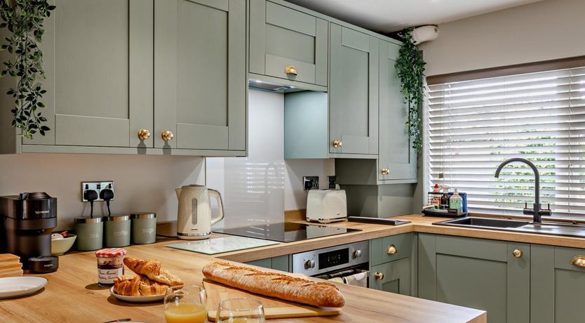 Photo of 2 Bed in Bollington