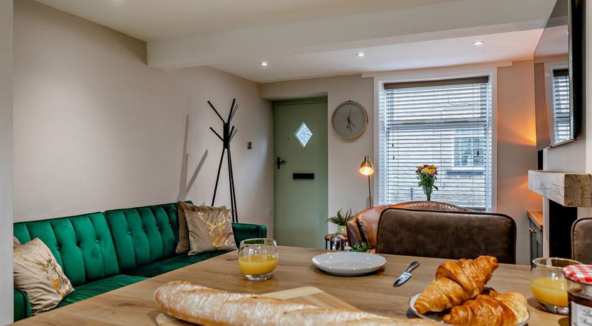 Photo of 2 Bed in Bollington