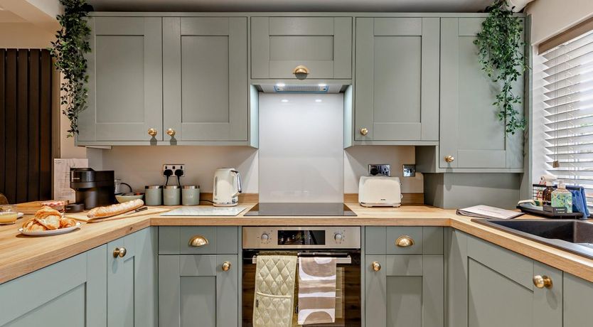 Photo of 2 Bed in Bollington