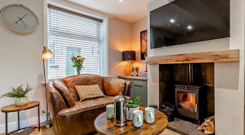 Photo of in Bollington (94785)
