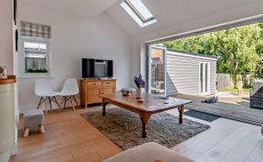 Photo of in Ryde (95058)