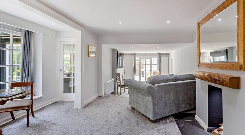 Photo of 4 Bed in Beaumaris