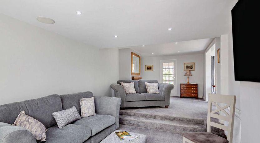 Photo of 4 Bed in Beaumaris