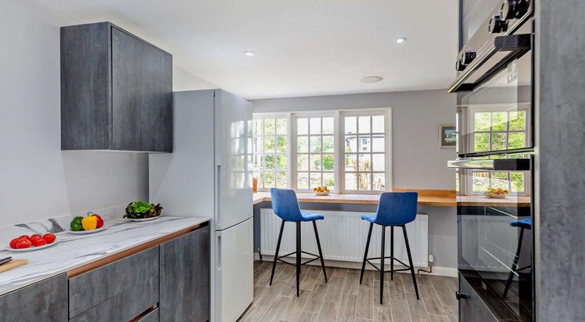 Photo of 4 Bed in Llanddona