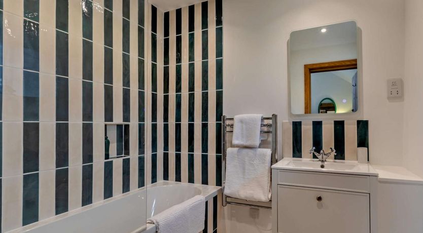 Photo of 2 Bed in Taunton