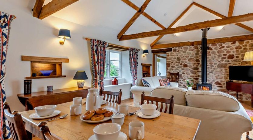 Photo of 2 Bed in Kingston St. Mary