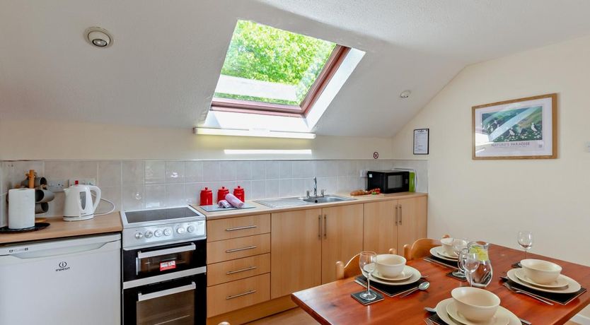 Photo of 2 Bed in Llangteg