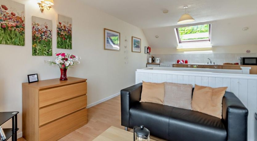 Photo of 2 Bed in Llangteg