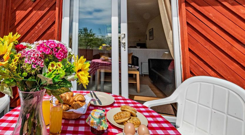 Photo of 2 Bed in Llangteg