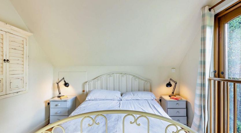 Photo of 1 Bed in Bampton