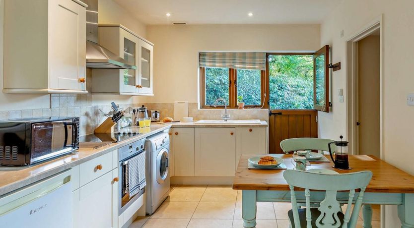 Photo of 1 Bed in Bampton