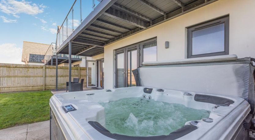 Photo of 4 Bed in Bideford