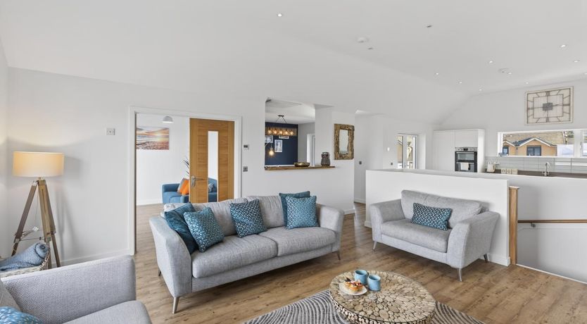 Photo of 4 Bed in Bideford