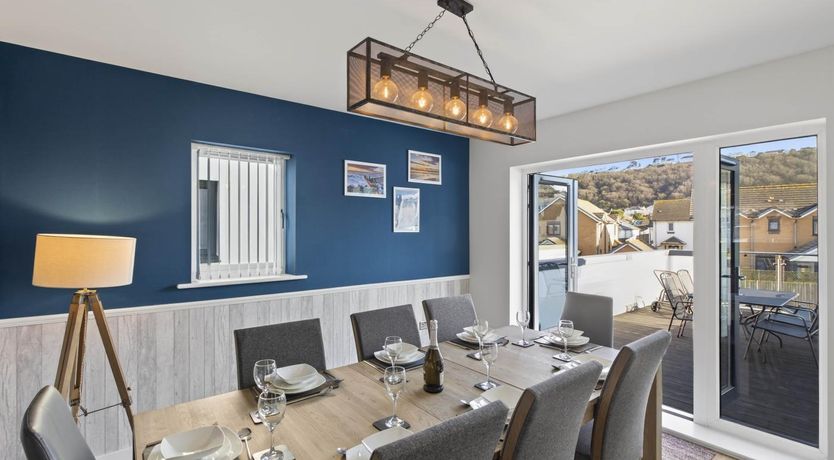 Photo of 4 Bed in Bideford