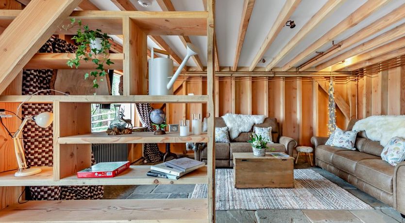 Photo of 2 Bed in Kingsteignton